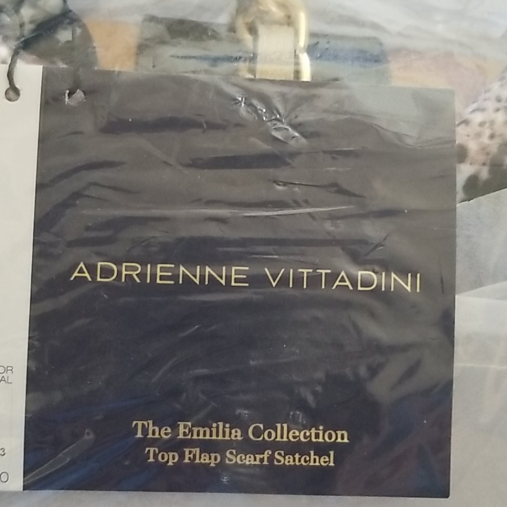 Adrienne Vittadini handbag